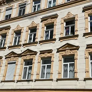 https://madu-living.vienna-besthotels.com